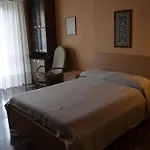 Apartman Eleganza Vicino Al Centro Di *