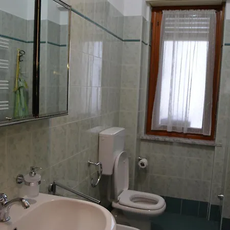 Eleganza Vicino Al Centro Di *