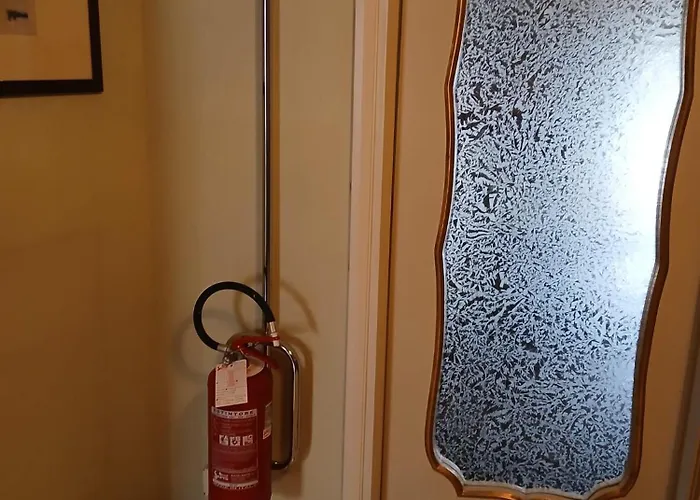 Eleganza Vicino Al Centro Di Apartamento